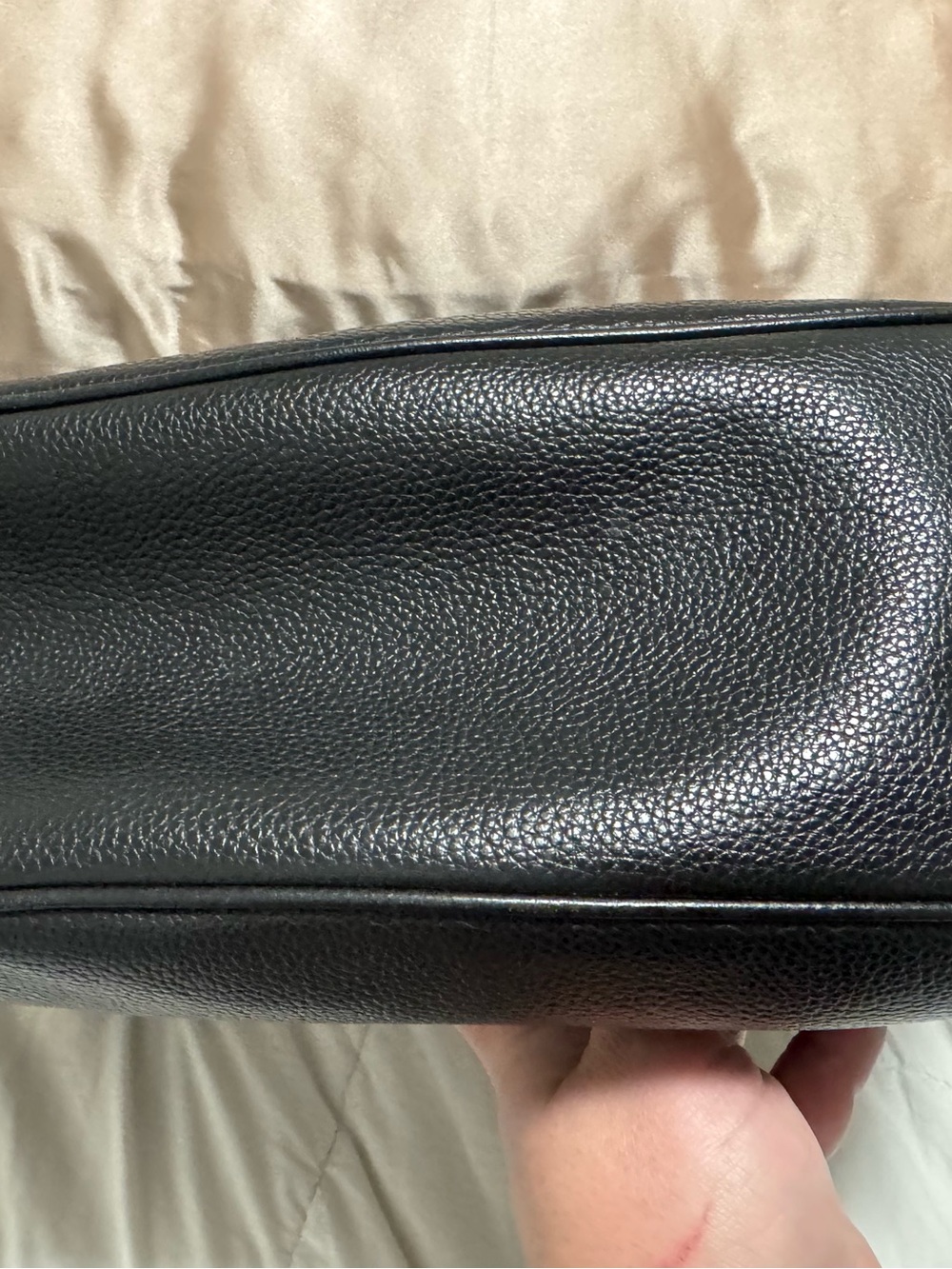 Coach Large Harley Hobo in Black Leather. - Picture 6 of 13